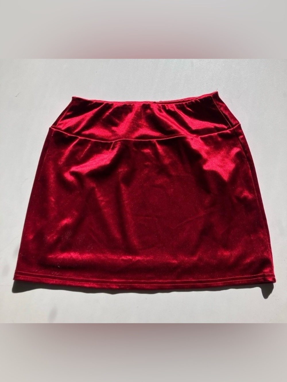 Wet Seal Metallic Red Satin-Look Mini Skirt Vibrant Holiday Party Women M